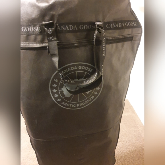 Canada goose x Juun. J expedition parka - Picture 10 of 14